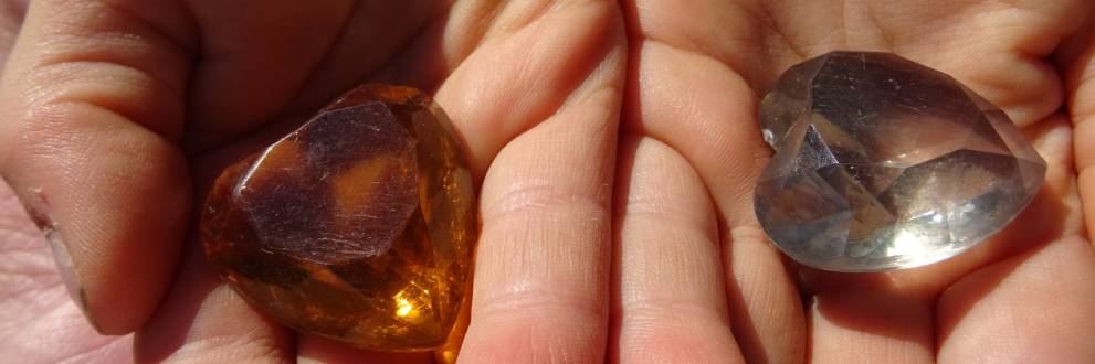 Bei uns gehen jeden Tag viele glückliche Kinder ein und aus.